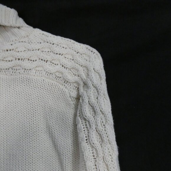 BIANCA NYGARD | medium 10-12 | Ivory Cable Knit Turtleneck Sweater - Picture 12 of 16